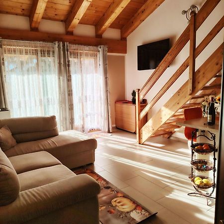 La Villa Gialla Aoste Extérieur photo