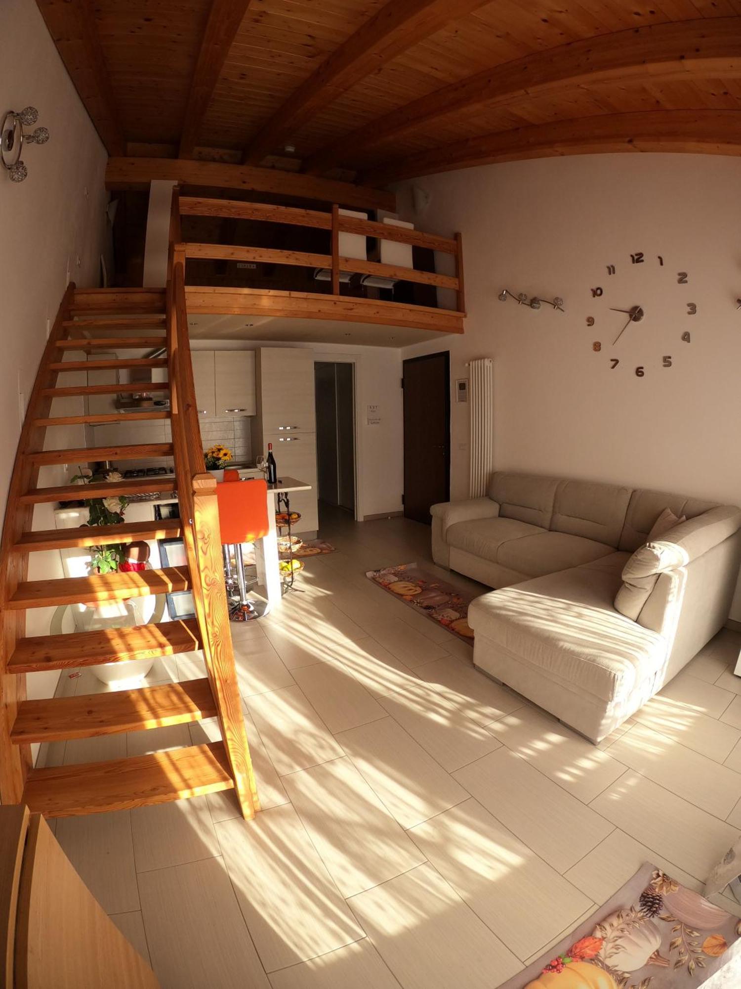 La Villa Gialla Aoste Extérieur photo